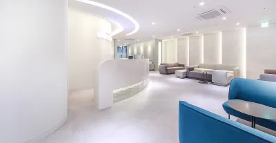 Uverse Гоо сайхан мэс заслын эмнэлэг